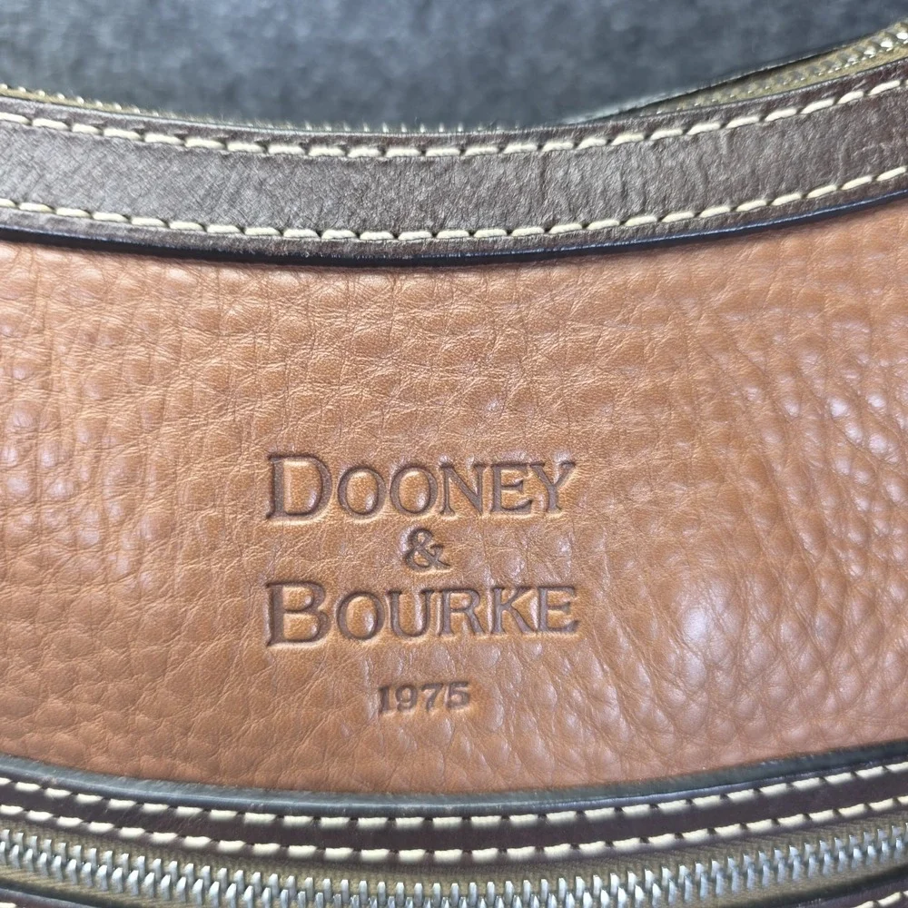 DOONEY & BOURKE 1975 Pebbled Leather Hobo Classic Vintage Shoulder Bag Brown